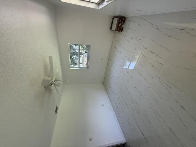 Building Photo - 1617 Birch St