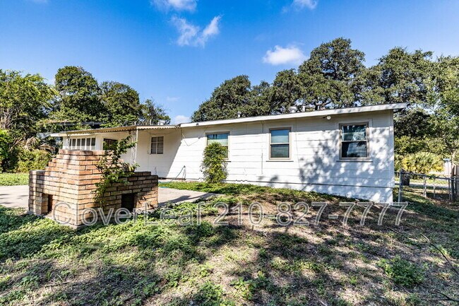 Building Photo - 206 Williamsburg Pl