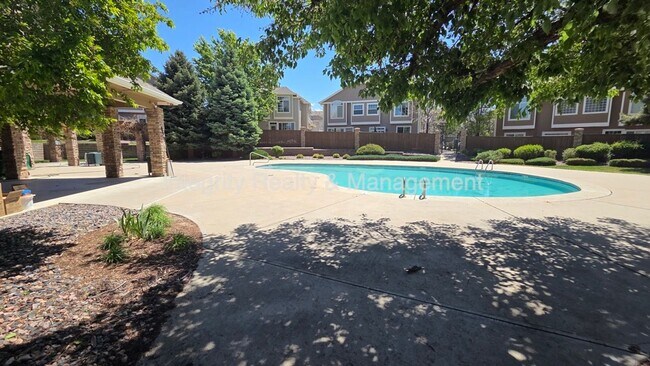Building Photo - 1261 Carlyle Park Cir