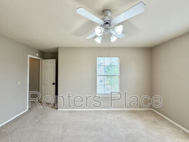 Building Photo - 2012 S Aster Ave