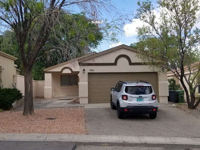 Primary Photo - North Hills-Rio Rancho