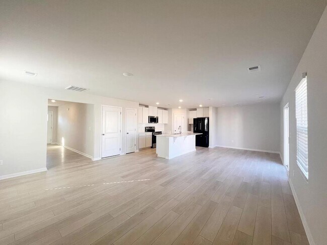 Building Photo - 1203 Melrude Ct