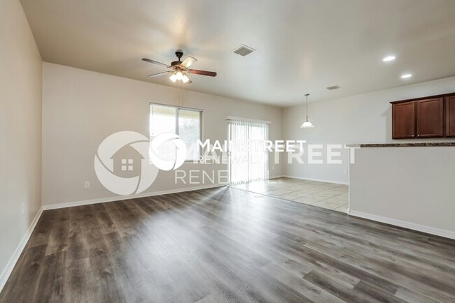 Building Photo - 8285 W Kittiwake Ln
