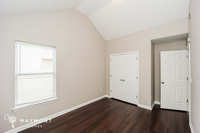 Building Photo - 5285 Cattail Ln