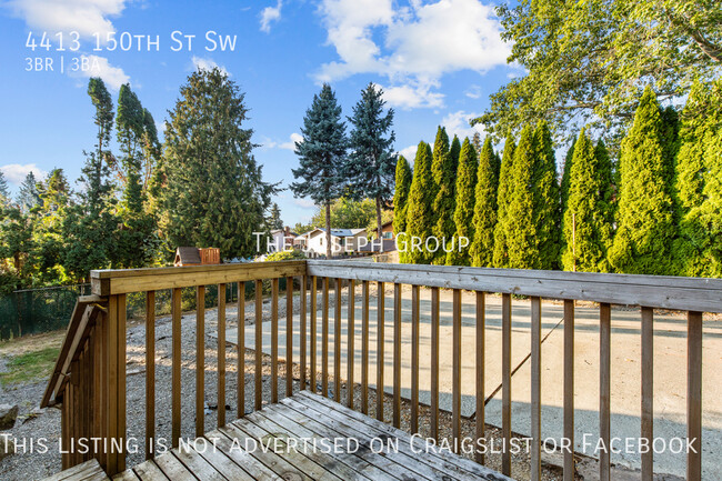 Building Photo - Fantastic 3 bed/2.5 bath in Lynnwood!