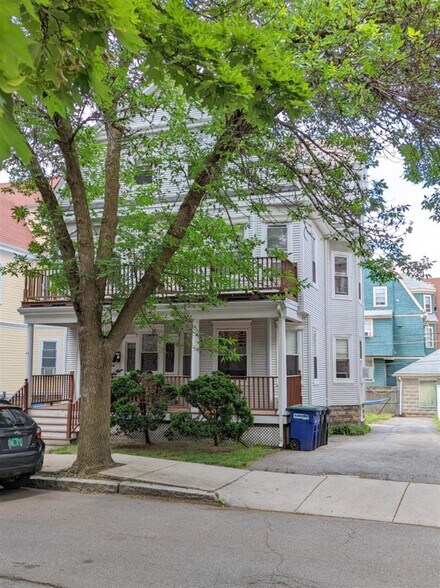 Building Photo - 41 Ossipee Rd