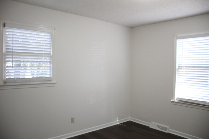 Building Photo - 100 Eisenhower St