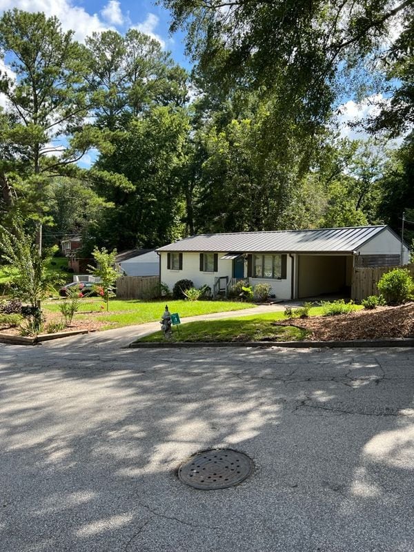 Building Photo - 375 Cologne Dr SE