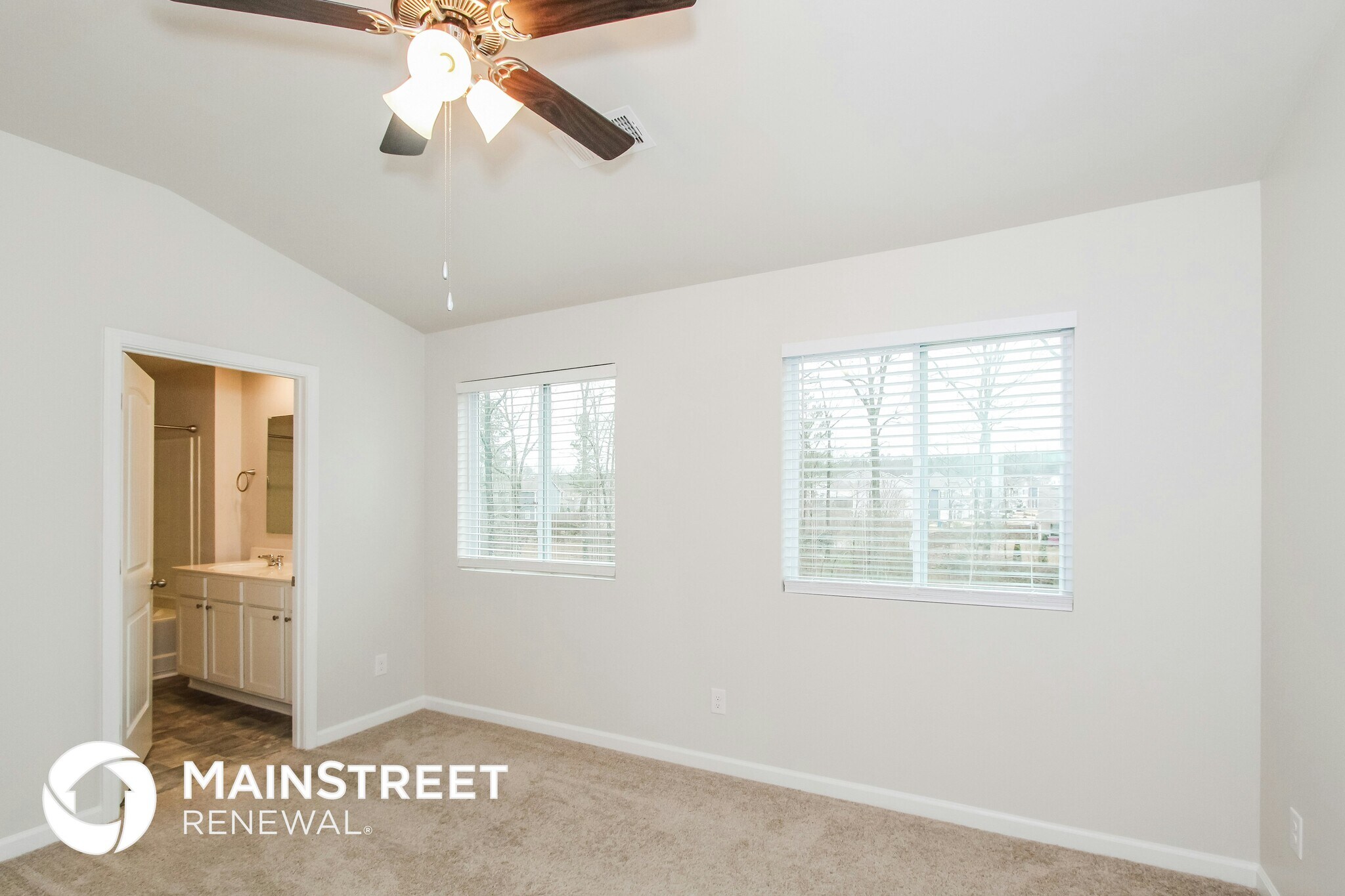 Building Photo - 173 Chelsea Park Rd