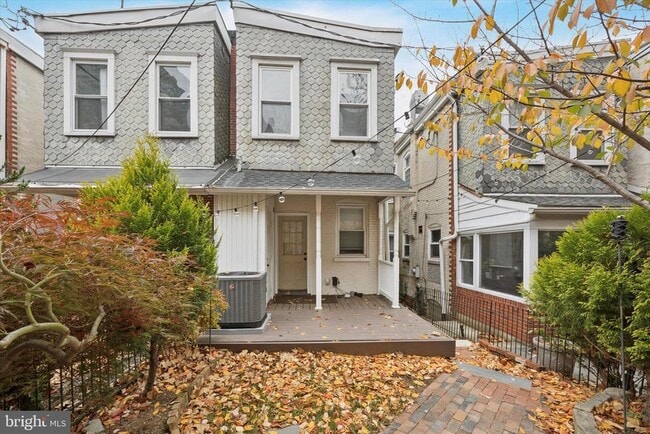 Building Photo - 1308 Tatnall St