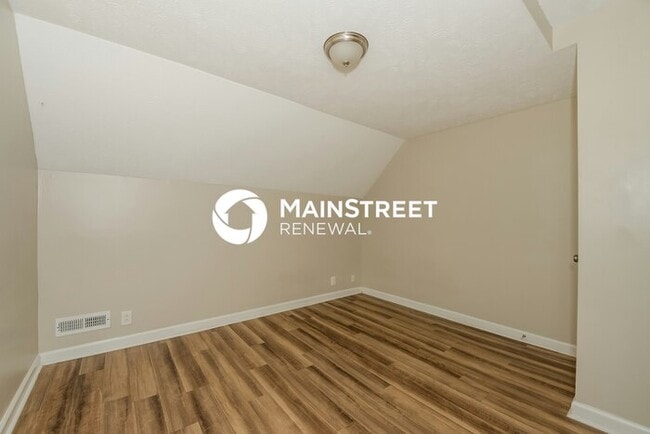 Building Photo - 3203 Lakeford Dr