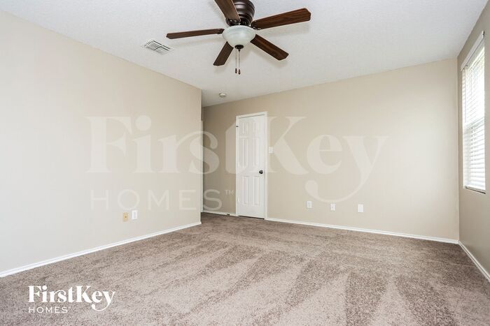 Building Photo - 345 Firewheel Rd