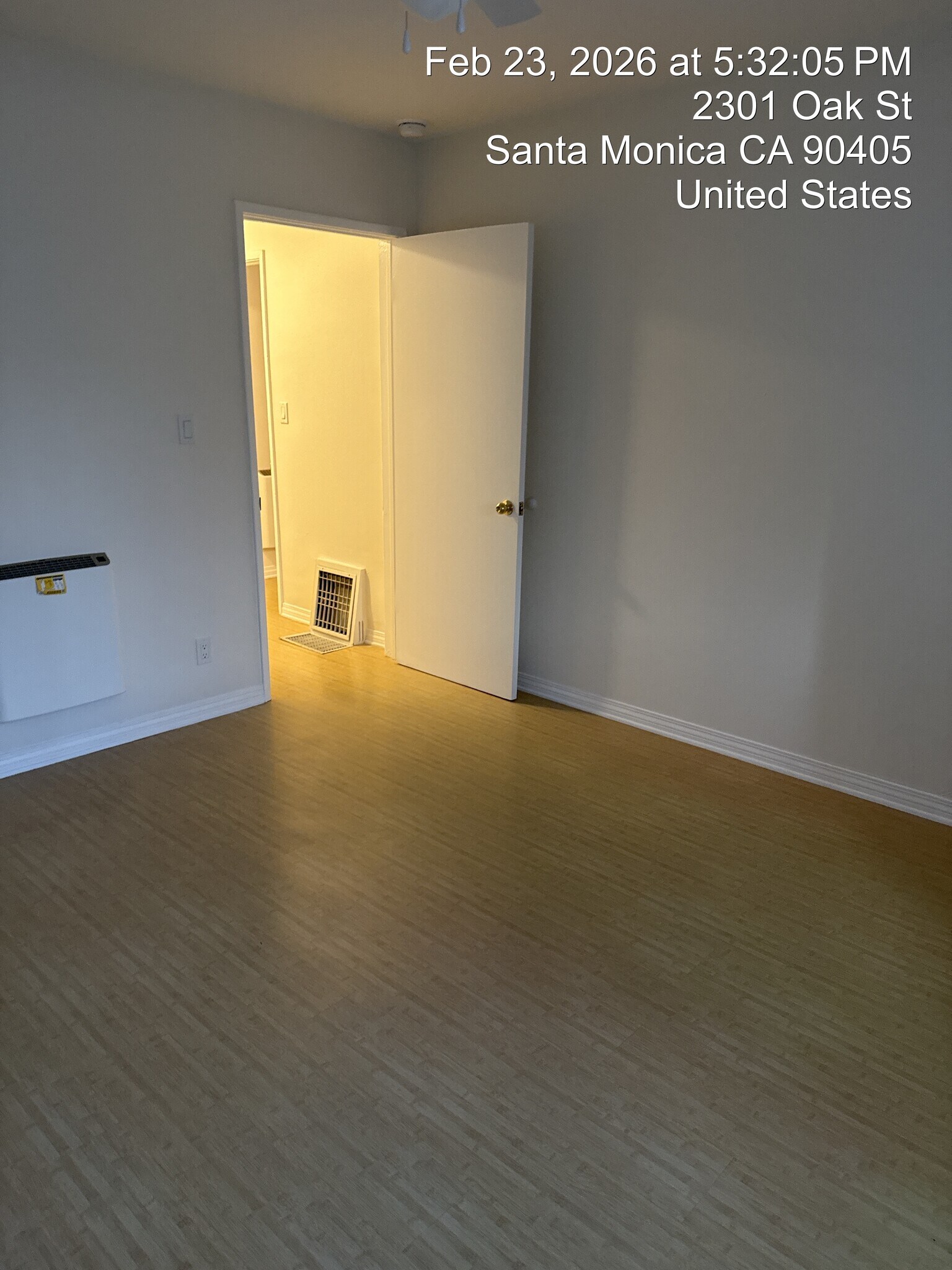 Building Photo - 2301 Oak St