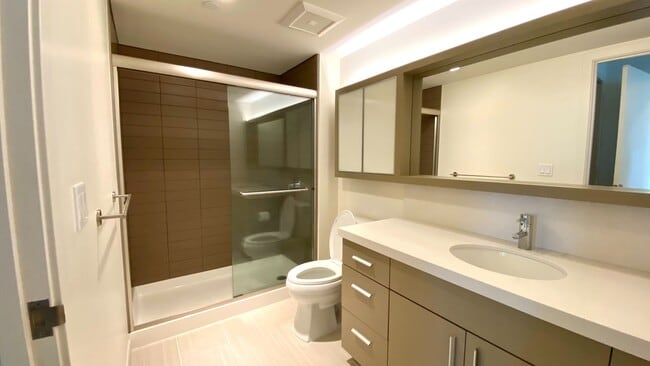 Building Photo - 2 BED 2 BATH CORNER UNIT AT THE COLLECTION...