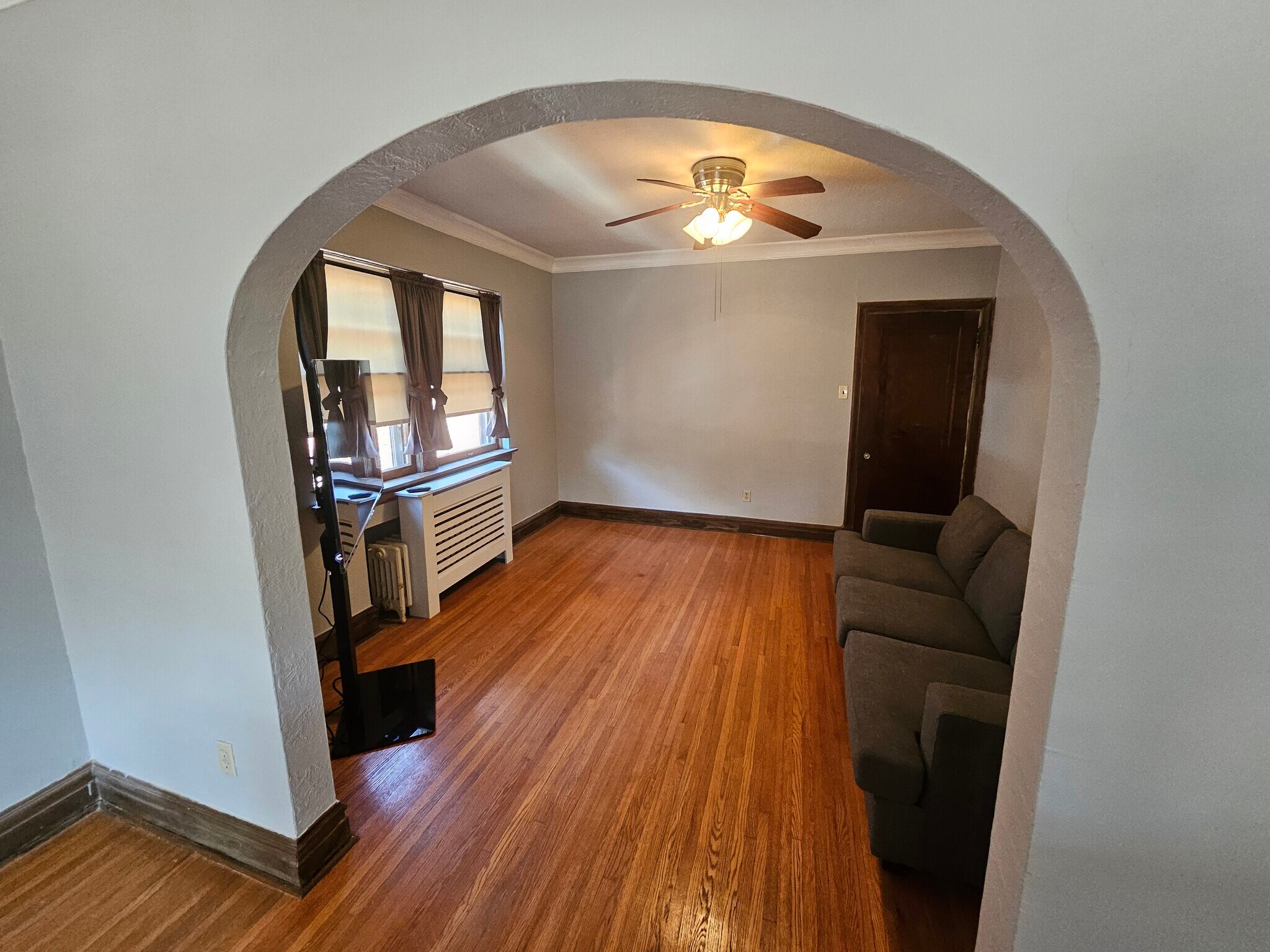 Building Photo - 7311 Amherst Ave