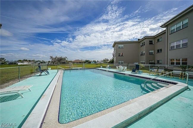 Building Photo - 3100 Harbor Blvd