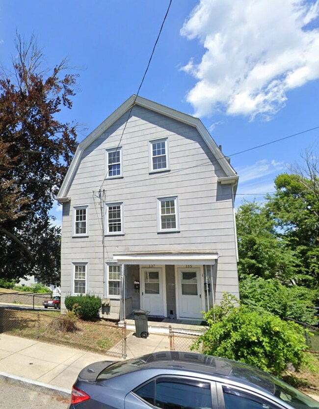 Building Photo - 135 Nonantum St