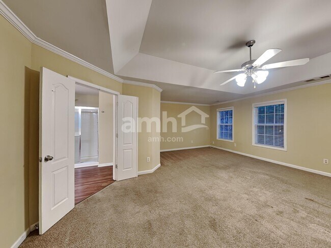 Building Photo - 1319 Station Ridge Dr