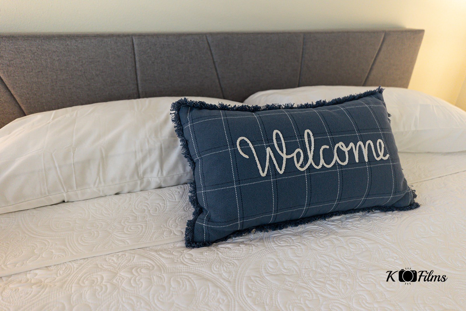 Building Photo - 360 Galaxy Ln