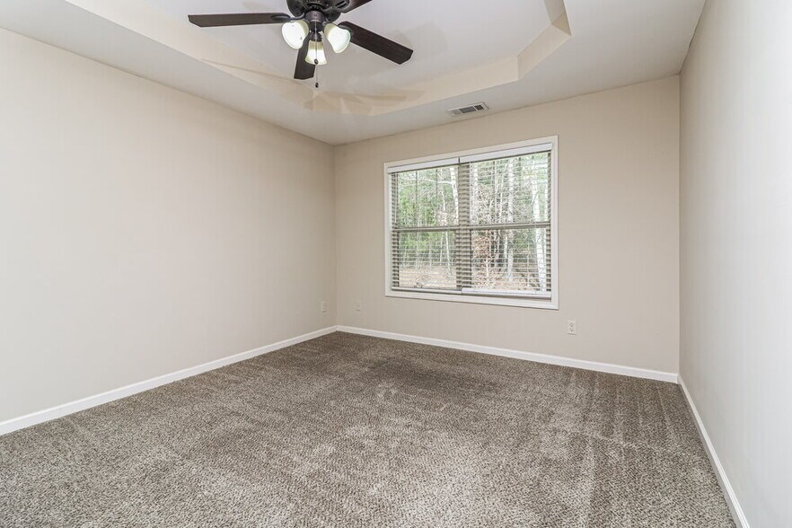 Building Photo - 981 West Ave