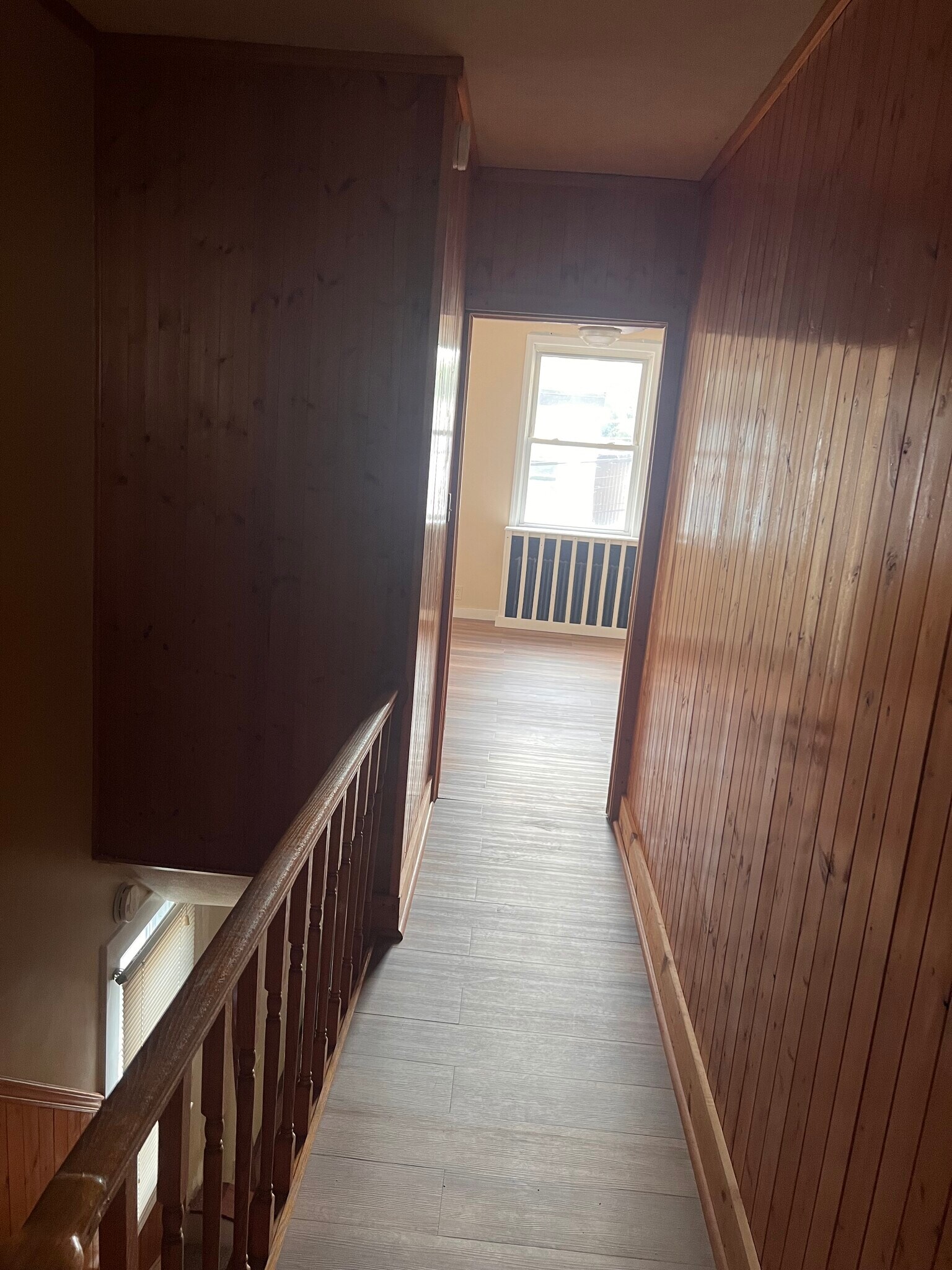 Building Photo - 1913 Saint Paul St