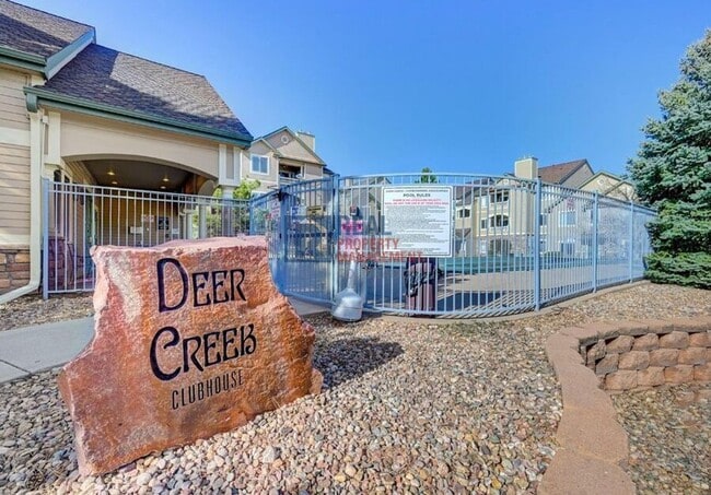 Building Photo - 8345 S Garland Cir