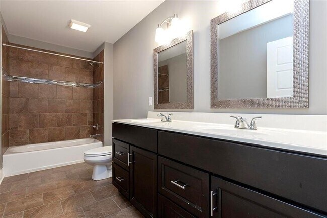 Building Photo - 413 Adalynn Cir