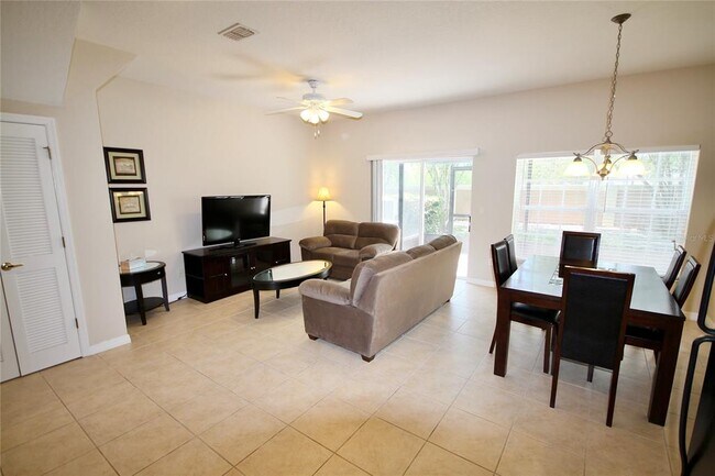 Building Photo - 2458 Caravelle Cir