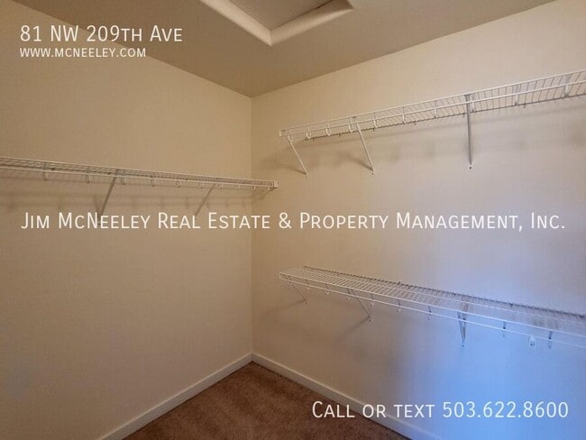 Building Photo - 81 NW 209th Ave