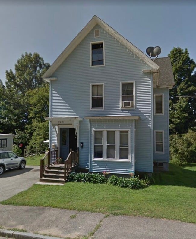 Building Photo - 42 Tyler St