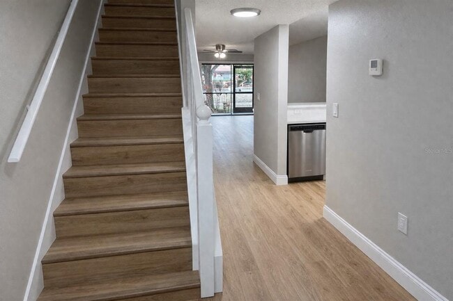 Building Photo - 14639 Par Club Cir