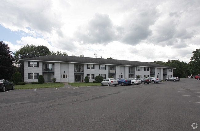 Building Photo - Old Carriage House Apartments