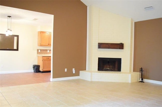 Building Photo - 6619 Kearney Dr