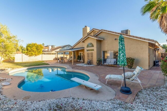 Building Photo - 5210 E Elmwood Cir