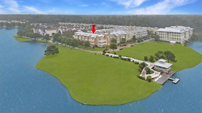 Building Photo - 210 Breezy Way