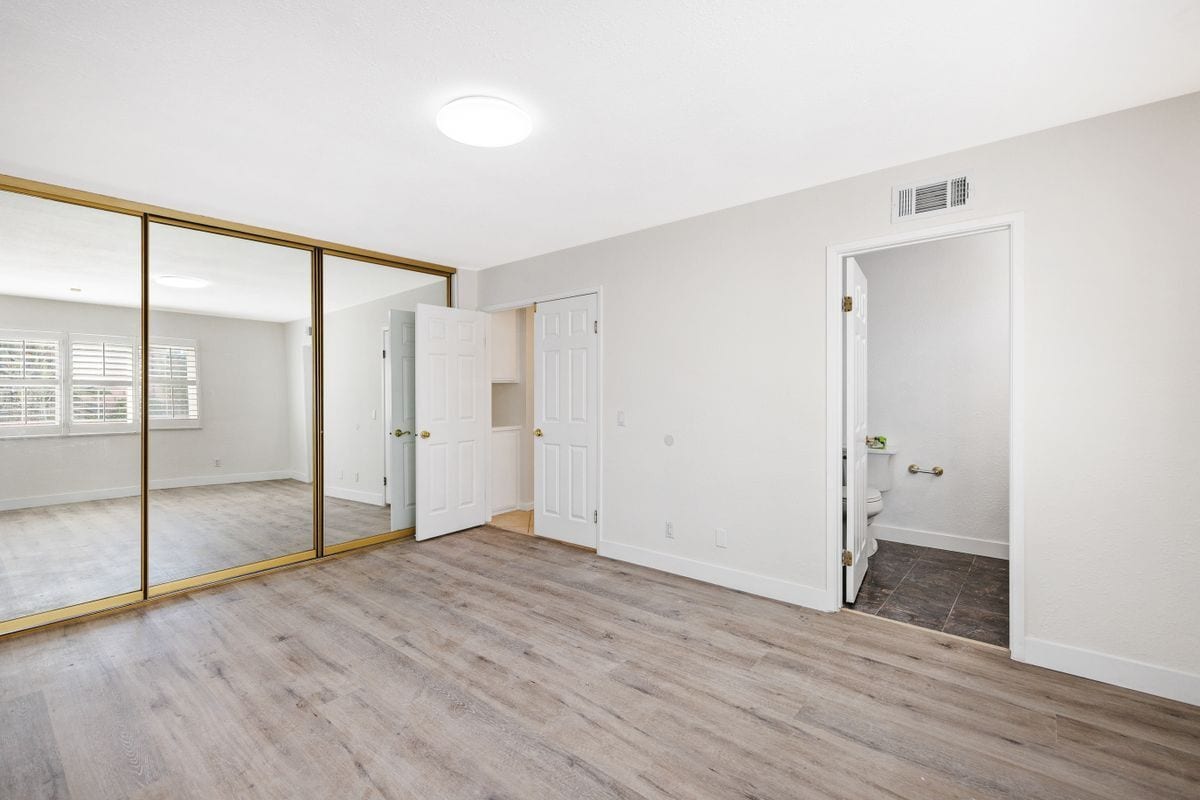 Building Photo - 1167 Tierra Luna