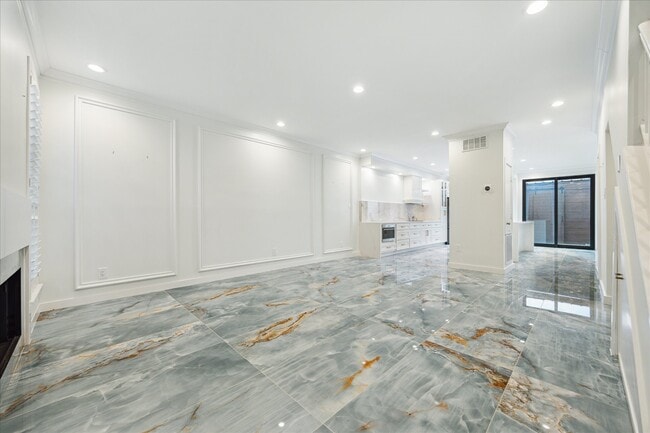 Building Photo - 1201 McDuffie St