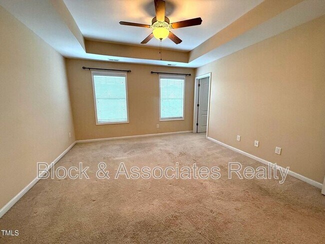 Building Photo - 545 Old Mill Village Dr