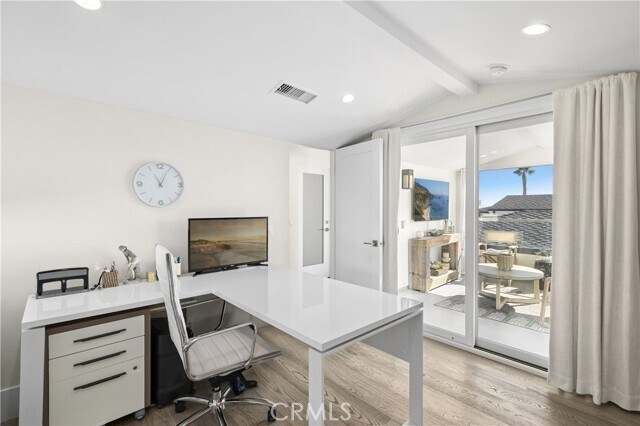 Building Photo - 712 Marguerite Ave