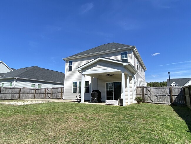 Building Photo - 140 Verdmont Dr