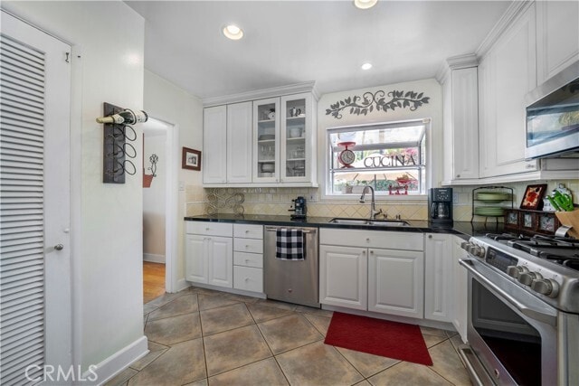 Building Photo - 4571 Canoga Dr