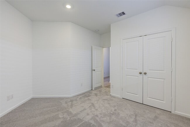 Building Photo - 30347 Tall Fescue Dr