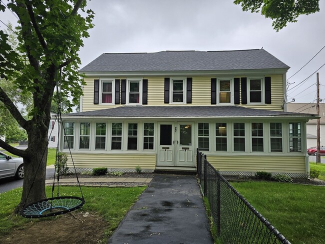 Primary Photo - 27 Ferry St