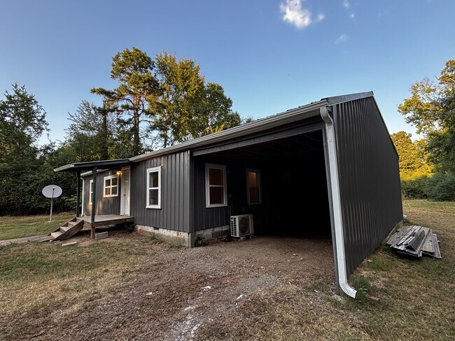 Building Photo - 235 County Rd