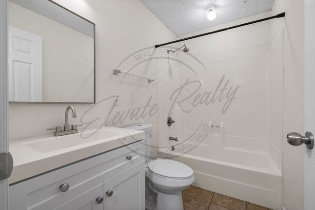 Building Photo - Beautifully updated 2-bedroom, 1-bath first-floor duplex in the heart of Hermitage (ON SPECIAL)!