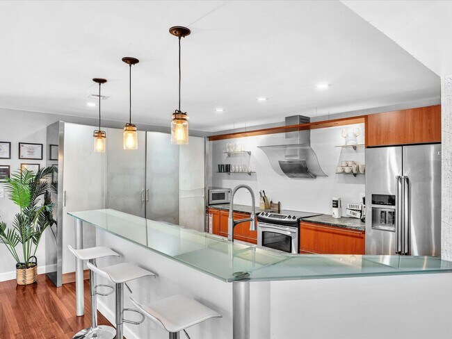 Building Photo - 1786 NE 21st St