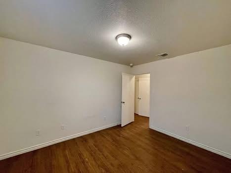 Building Photo - 904 Lasso Dr
