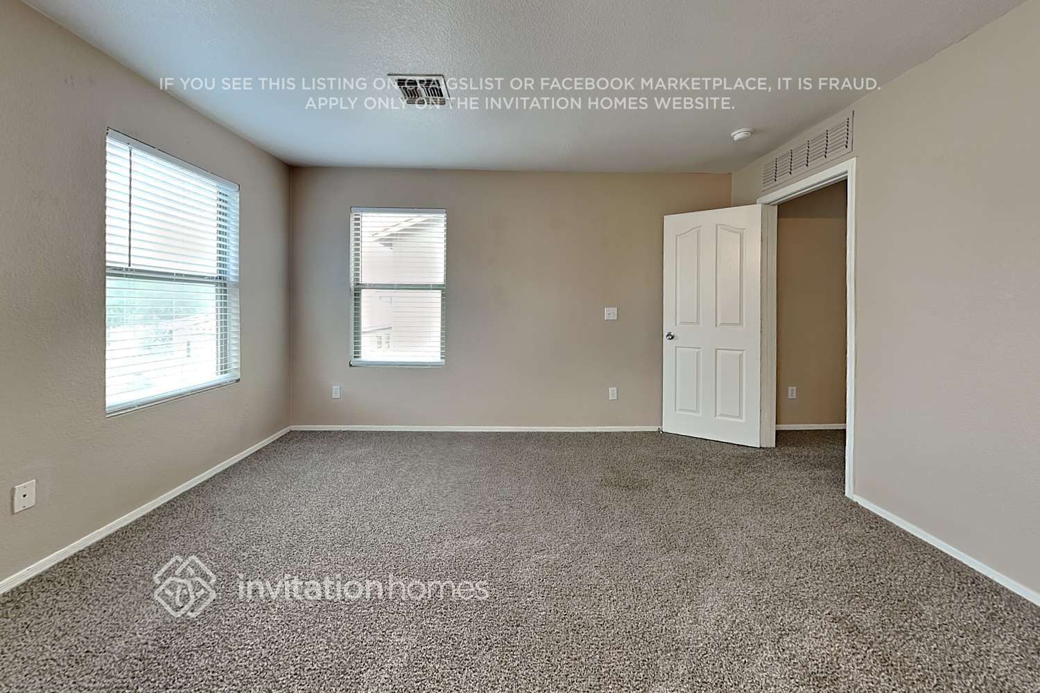 Building Photo - 9549 W Monte Vista Rd