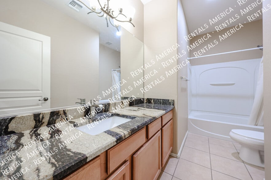 Building Photo - 7414 N 88th Ln