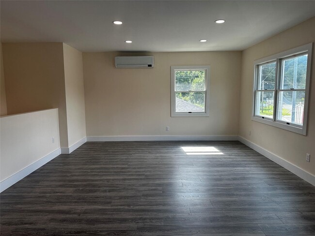 Building Photo - 3358-3364-3364 NY-97